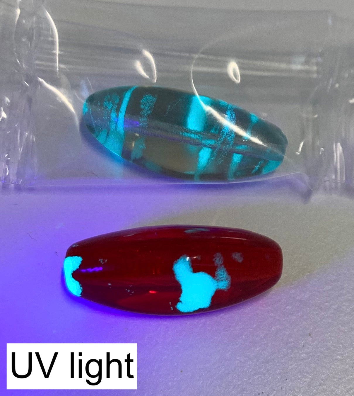 出口 250 克压制捷克玻璃珠,12 x 7 毫米,灰色 88035 (111-29002-12x07-40000-88035)