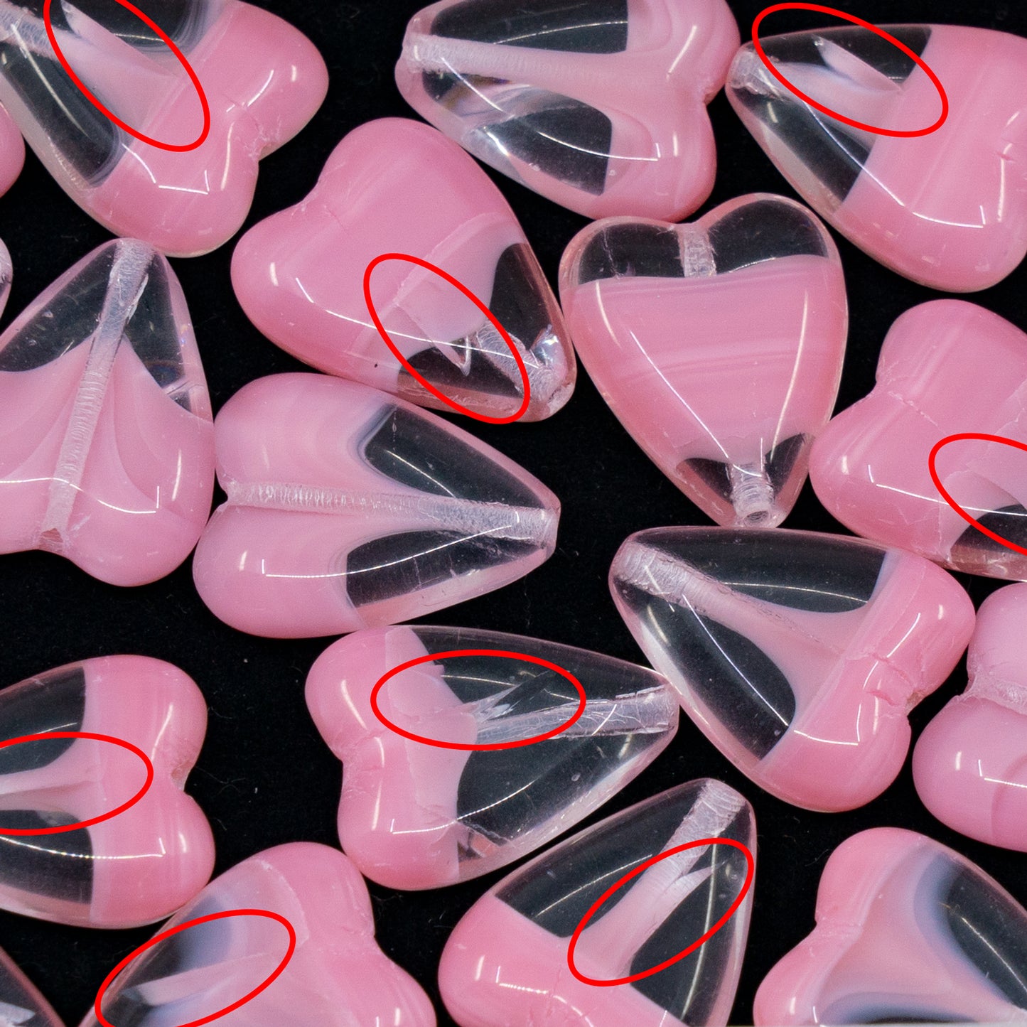 OUTLET 250g/50g Elongated Heart Beads, 16 x 13 mm, Silky Pink Cracked (76027-cracked), Glass, Czech Republic