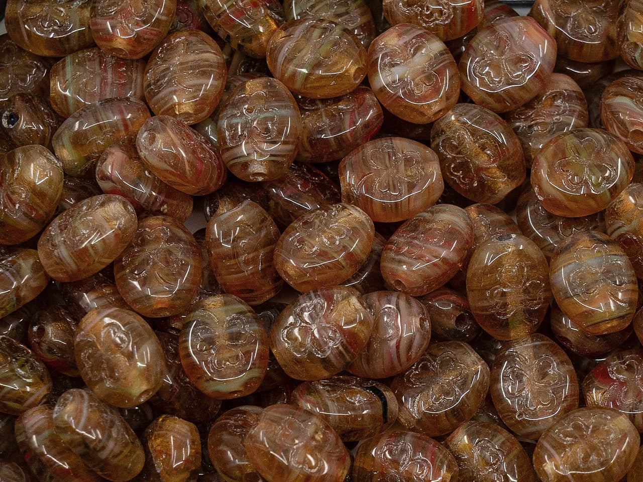 アウトレット シャムロック オーバルビーズ、10x8 mm、ガラス、チェコ共和国