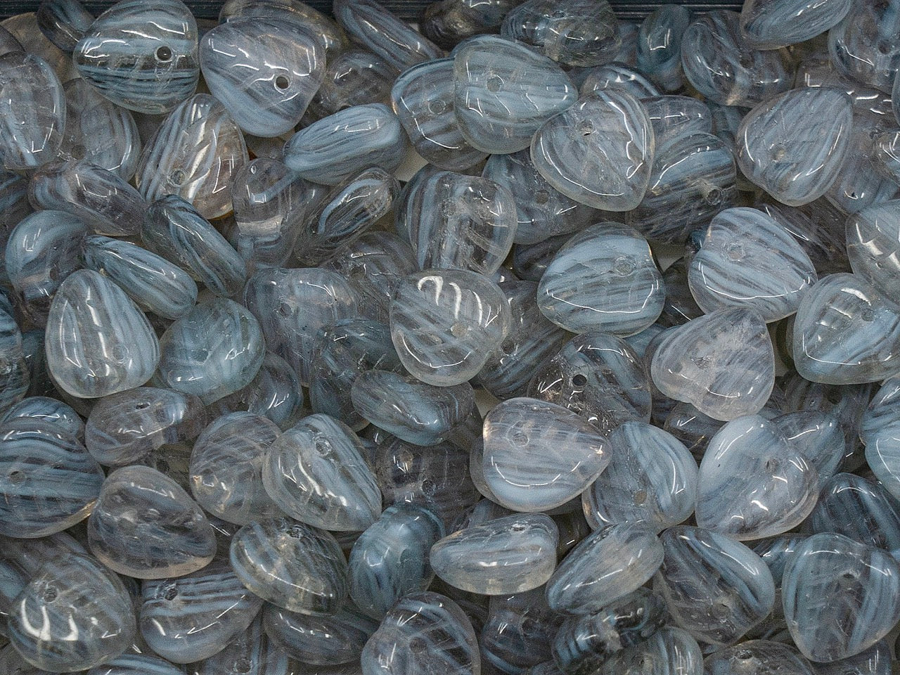 OUTLET Heart Leaf Beads, 9 mm, Glass, Czech Republic