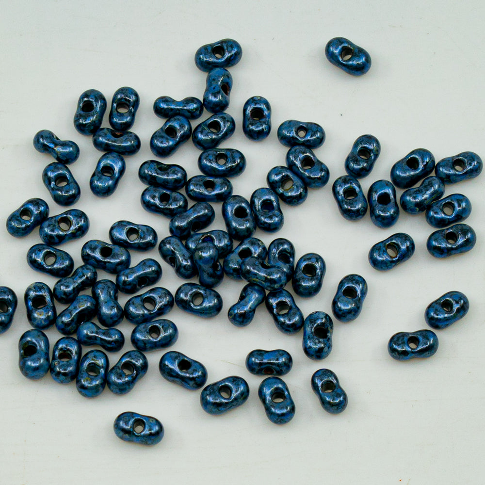 OUTLET 10 克 Preciosa Ornela Farfalle 种子珠,3.2 x 6.5 毫米,黑绿色光泽斑点 (23980-65325),玻璃,捷克共和国