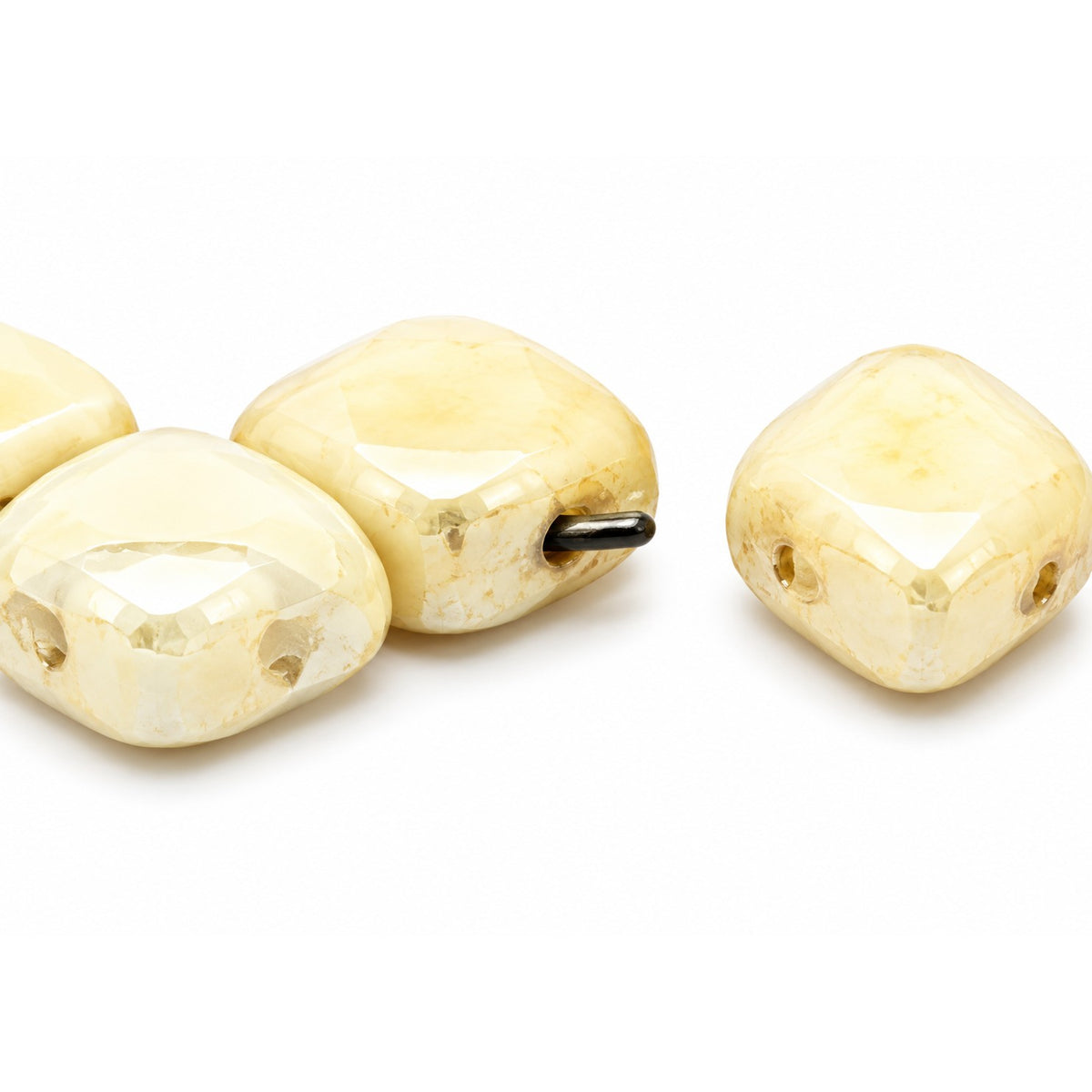 Silkt 2-Hole Beads, Chalk White Luster Cream (03000-14401), Glass, Czech Republic