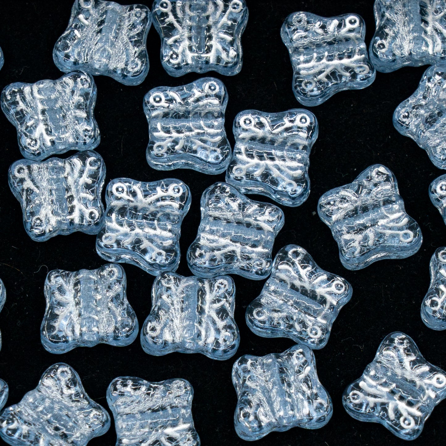 OUTLET 250 grams Pressed Beads Butterflies, 12 x 12 mm, Transparent Light Amethyst Silver Lined (20210-54301), Glass, Czech Republic