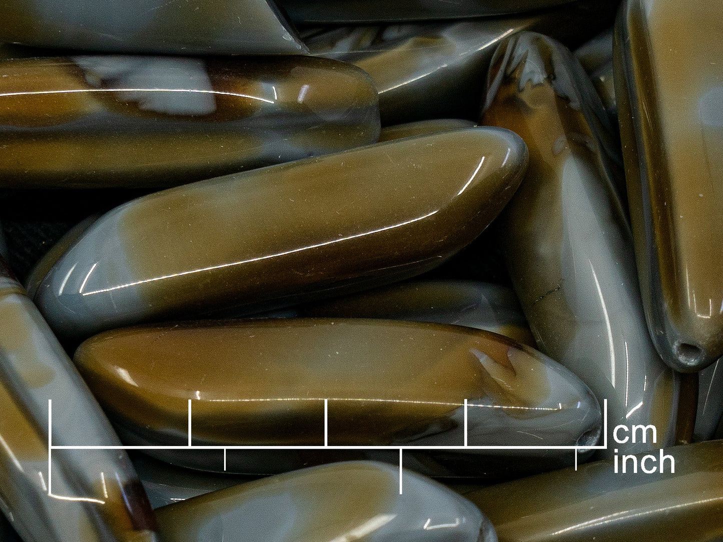 OUTLET 250g Pressed Beads, 40 x 11 mm, 47114 (111-30425-40x11-47114), Glass, Czech Republic