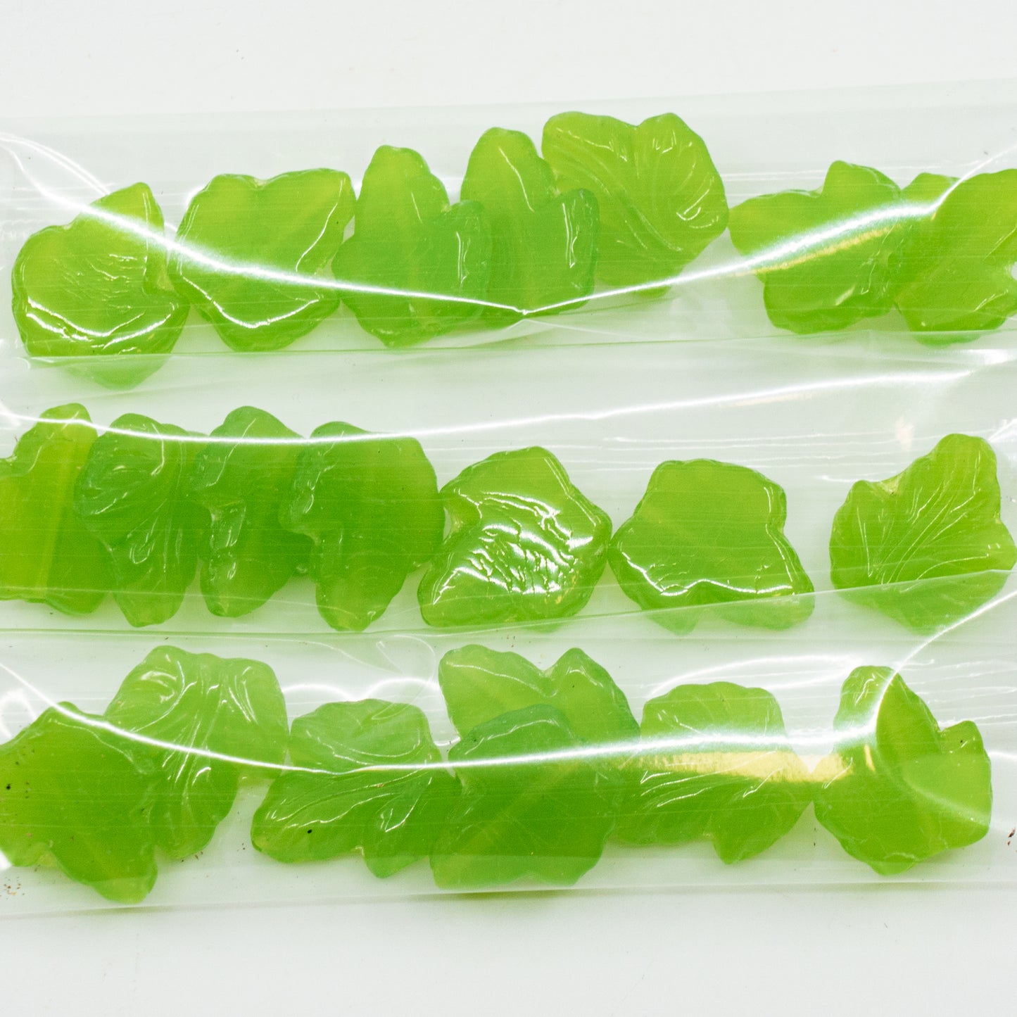 OUTLET 10 grams Grape Leaf Beads, 16 x 14 mm, Opal Green (51010), Glass, Czech Republic