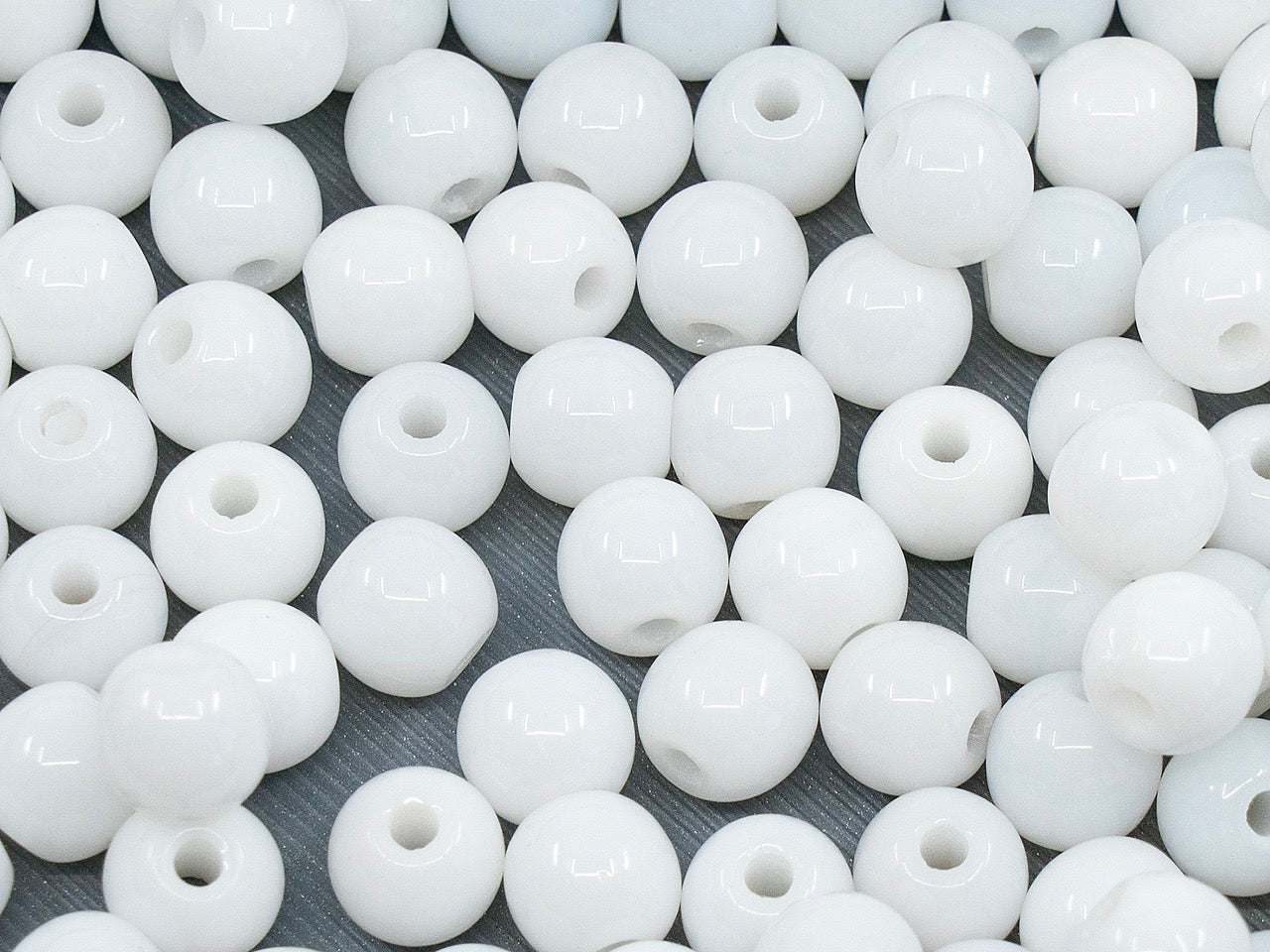 アウトレット プレスビーズ、8 mm、ガラス、チェコ共和国