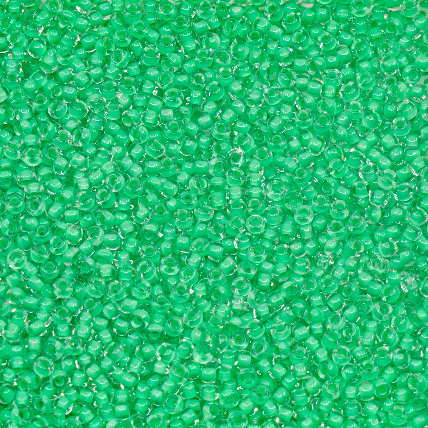 OUTLET 10 grams Preciosa Ornela Seed Beads, Round Hole, Loose, 10/0, crystal, colour lined green (38356), Glass, Czech Republic