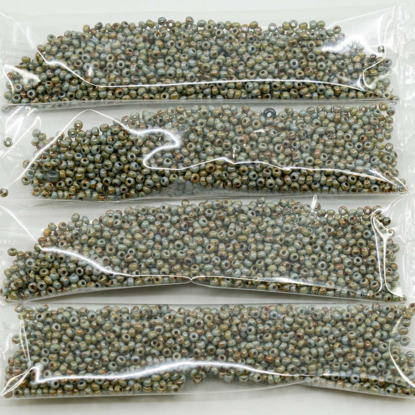 OUTLET 10 grams Preciosa Ornela Seed Beads Coated, 11/0, White Chalk Stain With Luster Blue (-03050-65431), Glass, Czech Republic