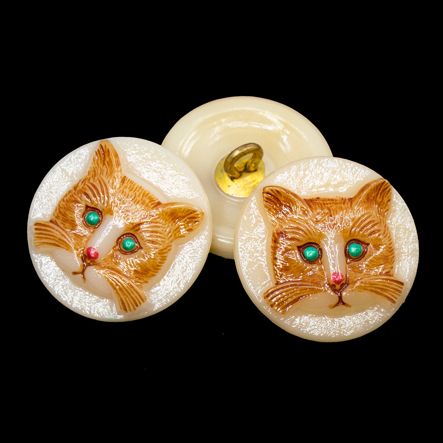 OUTLET 1 pcs Czech Glass Handmade Button, Size 8 (18 mm), Animal Design - Cat (), Glass, Czech Republic