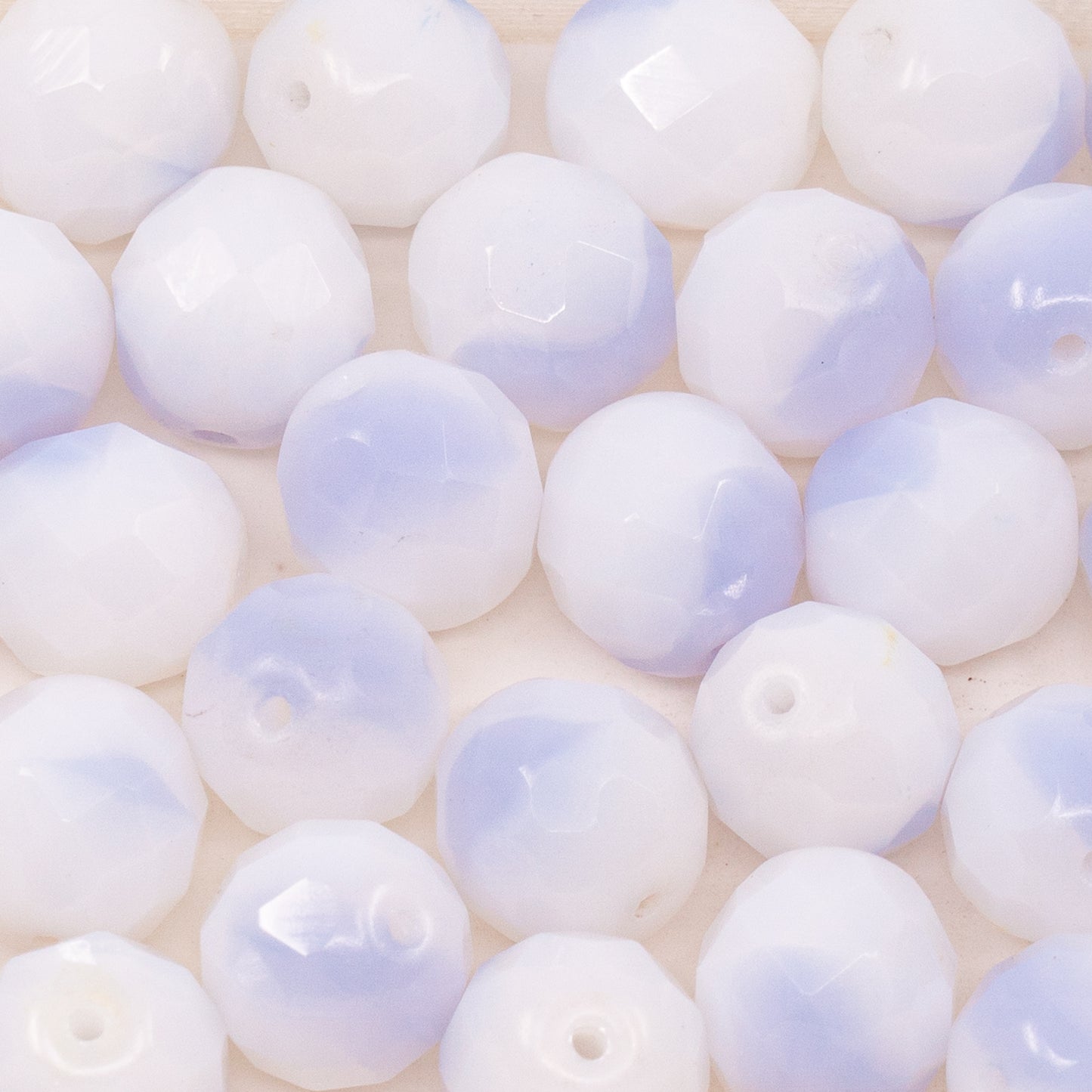 アウトレット 10グラム ファセットラウンドファイアポリッシュビーズ、12 x 12 mm、ホワイトライラ(ホワイトライラ)、ガラス、チェコ共和国