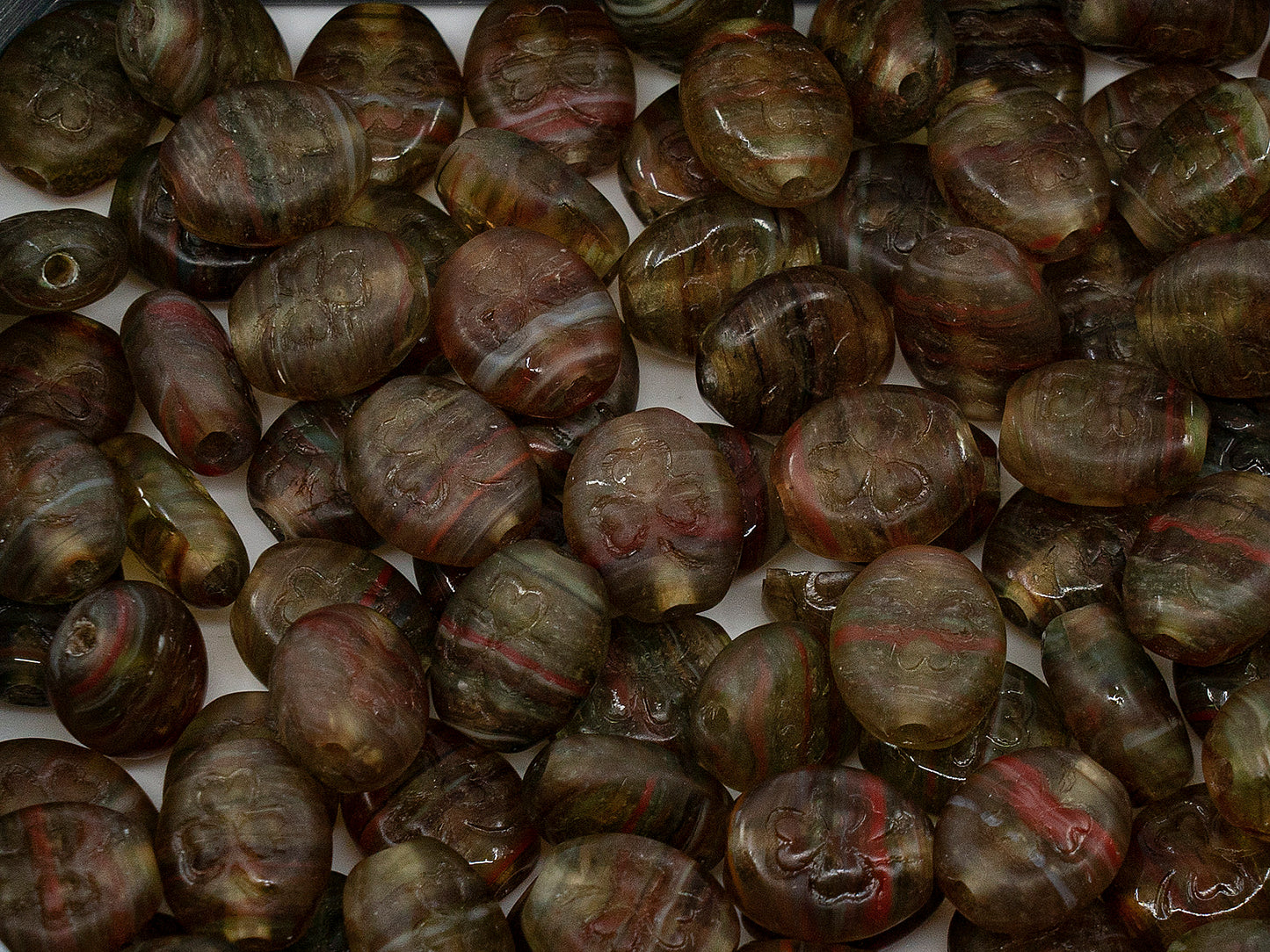 OUTLET Shamrock Oval Beads, 10x8 mm, Glass, Czech Republic