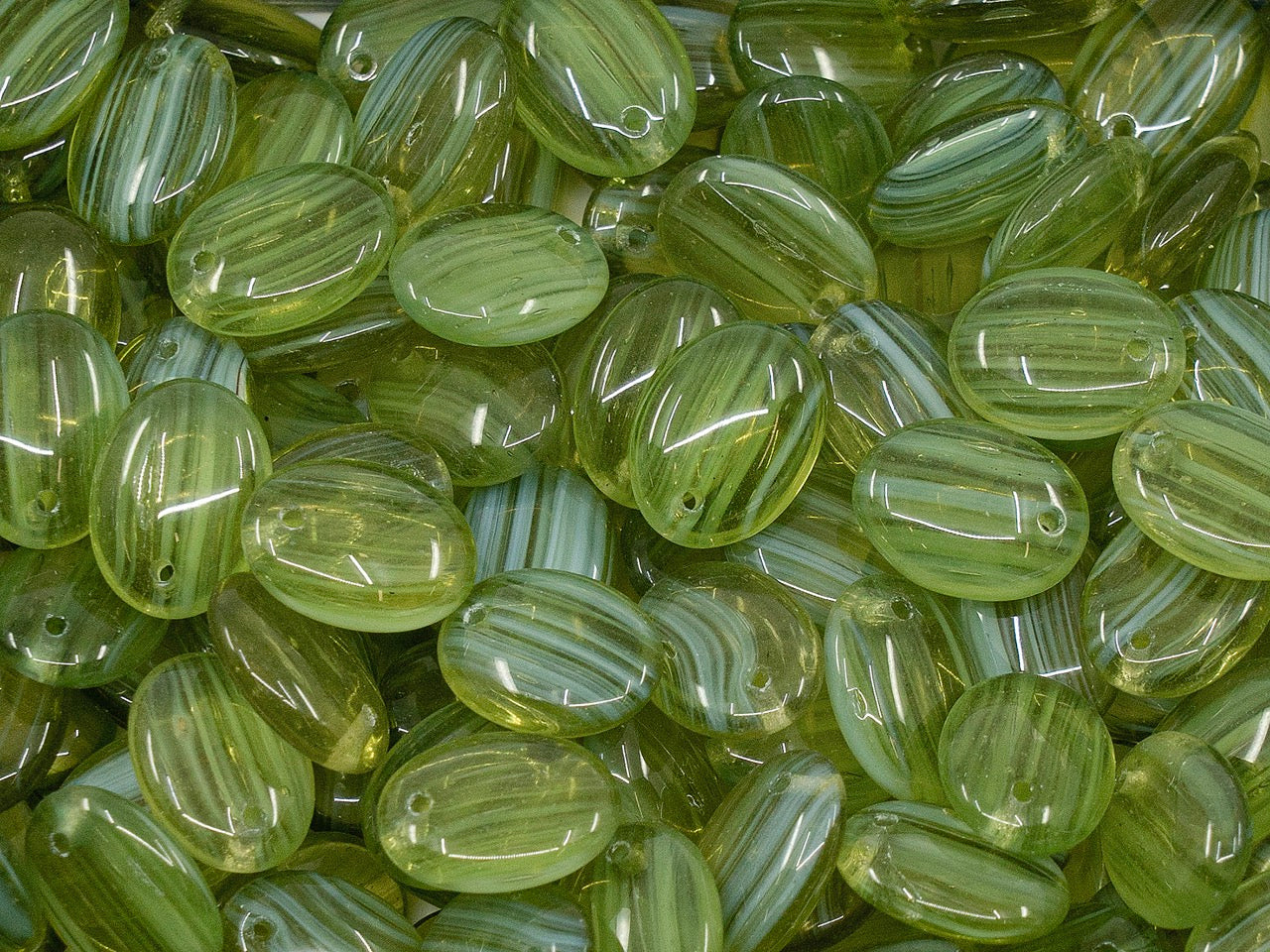 アウトレット プレスビーズ、mm、ガラス、チェコ共和国