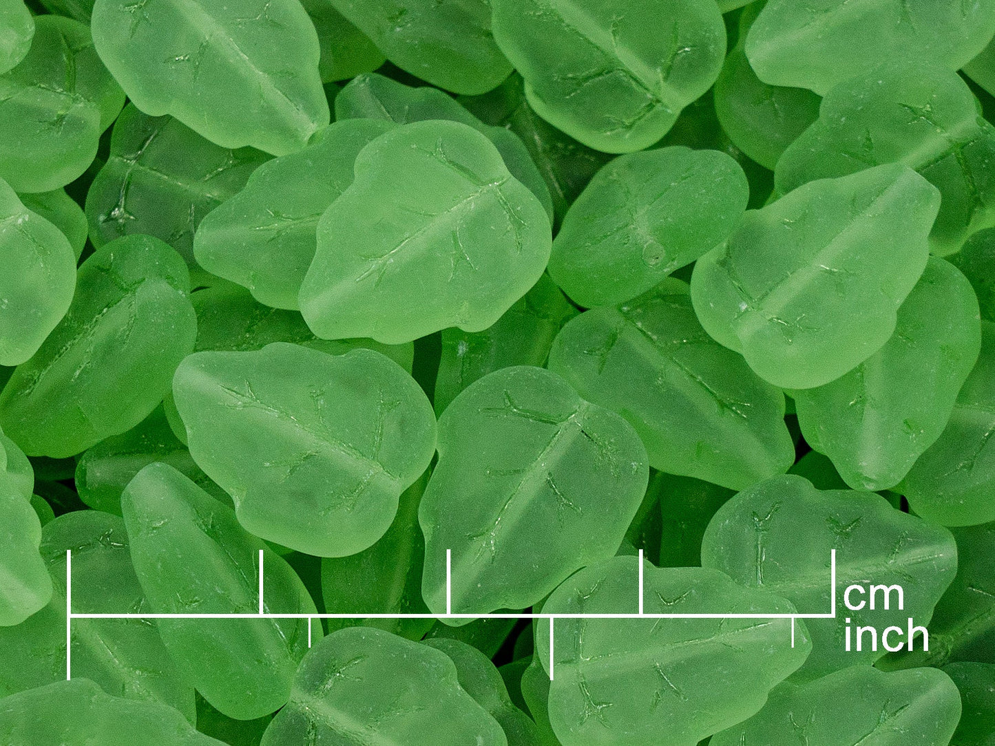 OUTLET 10 grams Pressed Beads Leaves, 15 x 12 mm, Transparent Green Matte (50500-84110), Glass, Czech Republic