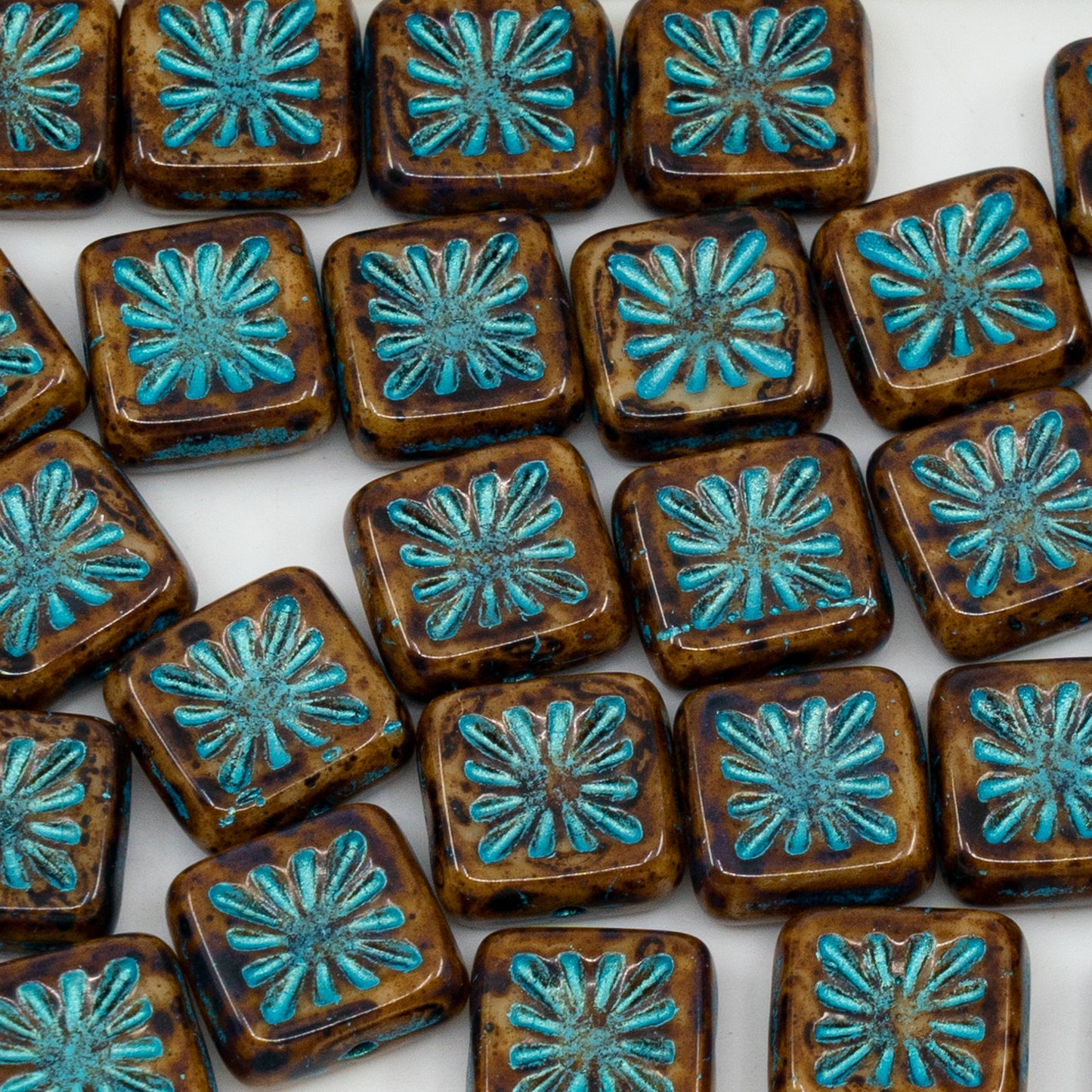 OUTLET 250g/50g Squared Kiwi Beads, 10 x 10 mm, Beige Travertin Light Blue Lined (13020-86800-43811), Glass, Czech Republic