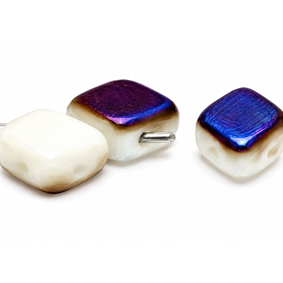 Silkt 2-Hole Beads, Chalk White 22201 (03000-22201), Glass, Czech Republic