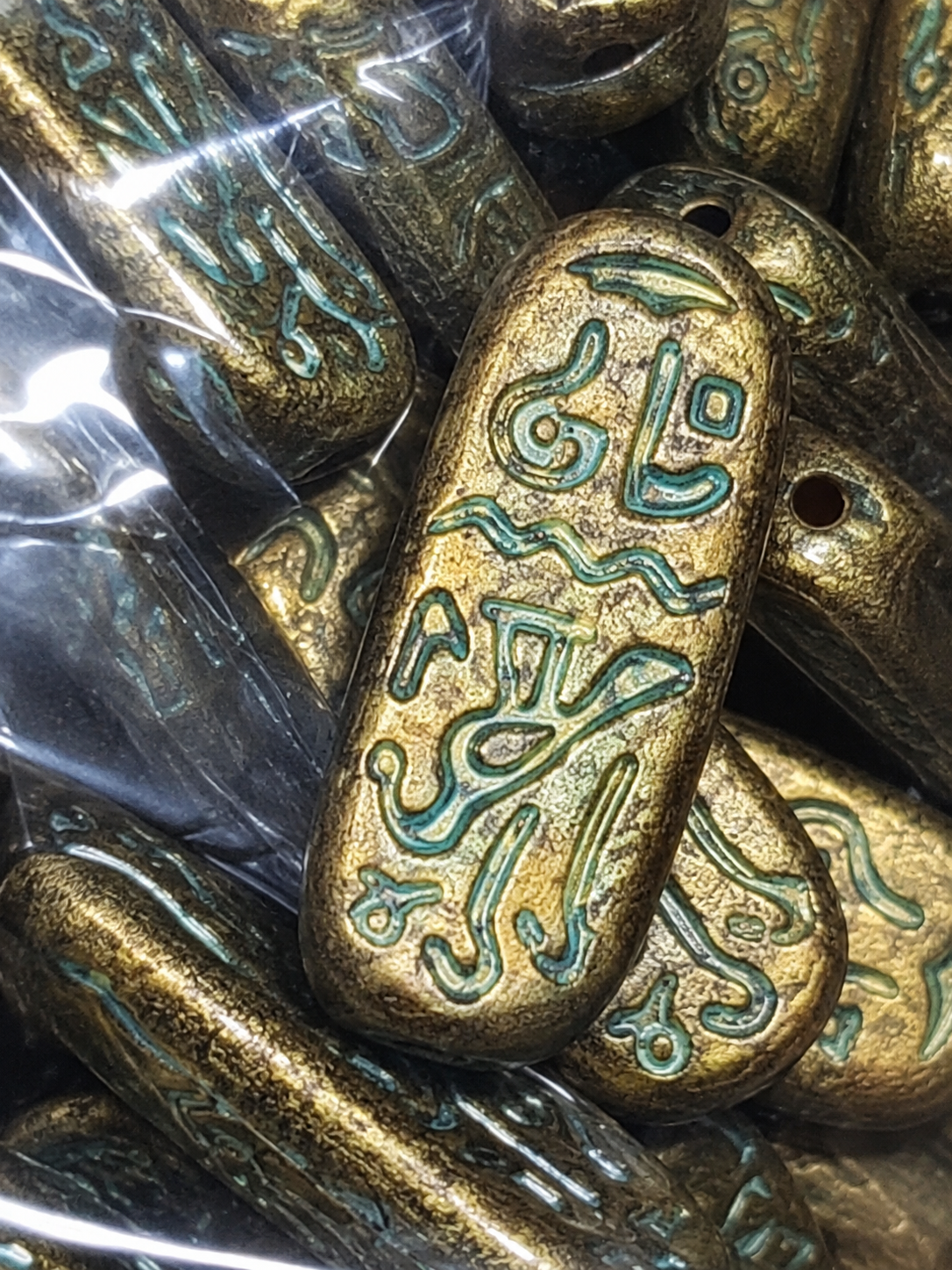 OUTLET 250g/50g Egypt Rectangle Beads, 25 x 10 mm, Black 79102 Green (23980-79102-green), Glass, Czech Republic