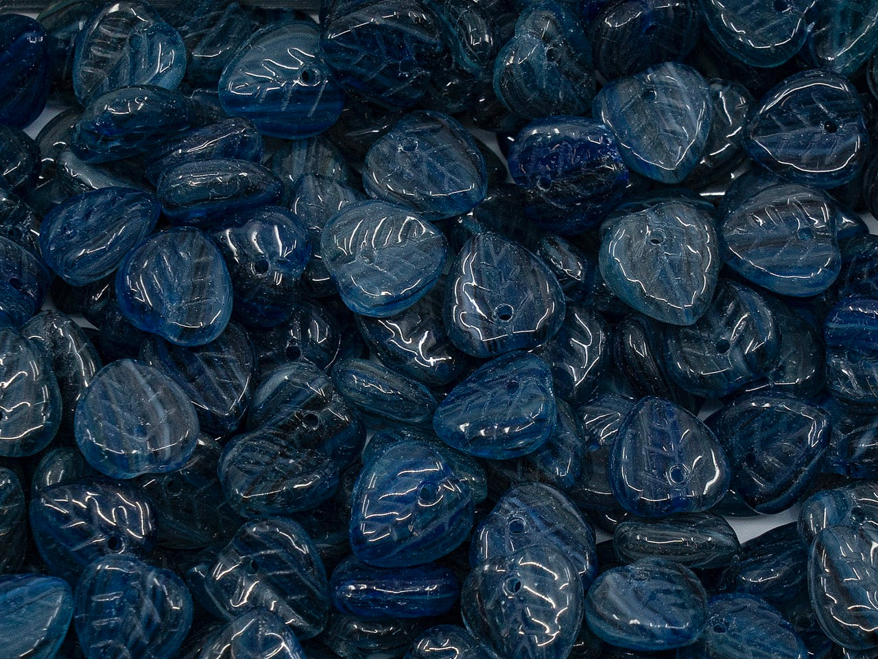 OUTLET Heart Leaf Beads, 9 mm, Glass, Czech Republic