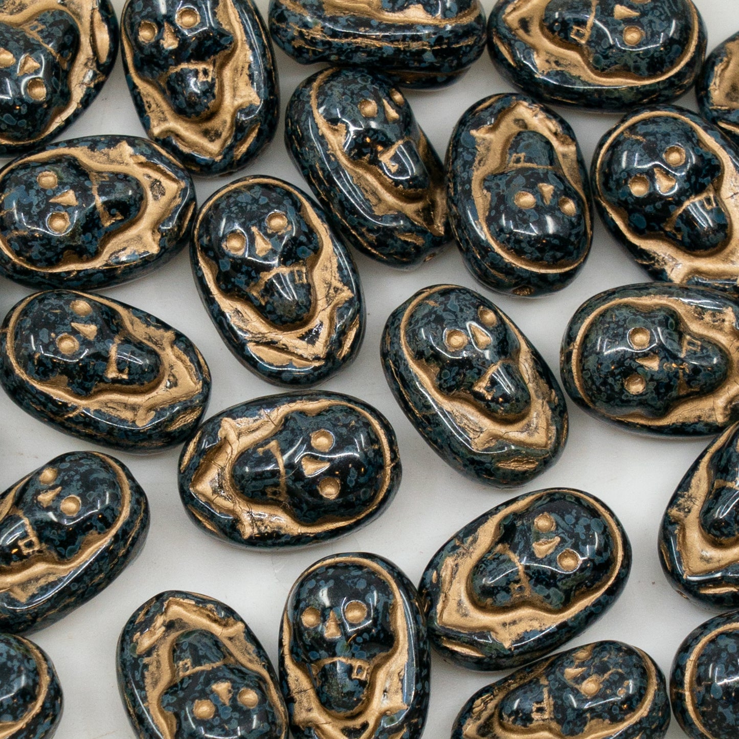 奥特莱斯 10克椭圆形头骨串珠,15 x 10毫米,黑色石灰华镀金 (23980-86800-54202),玻璃,捷克共和国