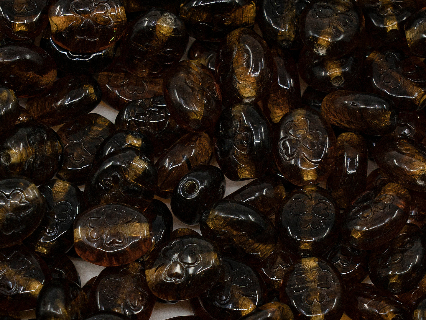 アウトレット シャムロック オーバルビーズ、10x8 mm、ガラス、チェコ共和国