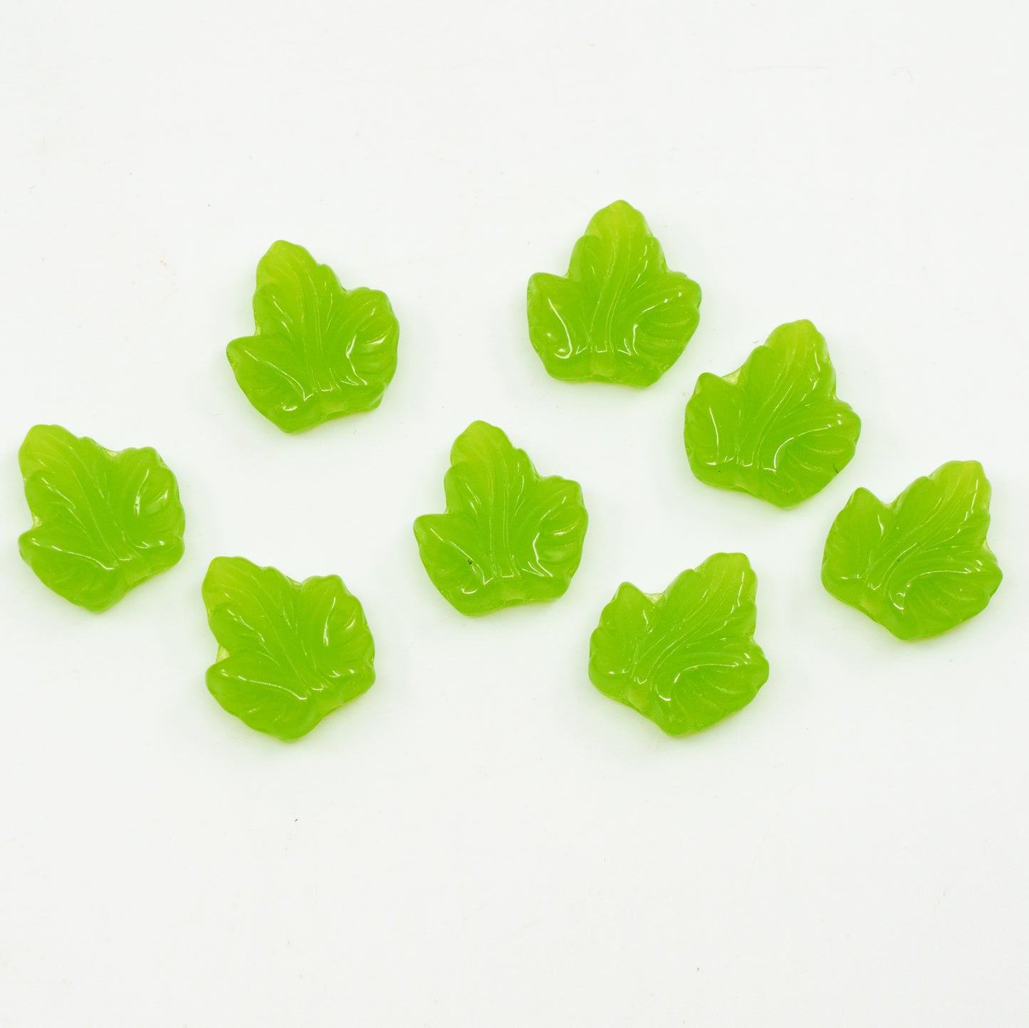 OUTLET 10 grams Grape Leaf Beads, 16 x 14 mm, Opal Green (52010), Glass, Czech Republic