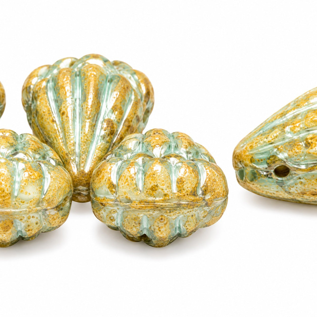 Flower Beads, White 96830 (02010-96830), Glass, Czech Republic