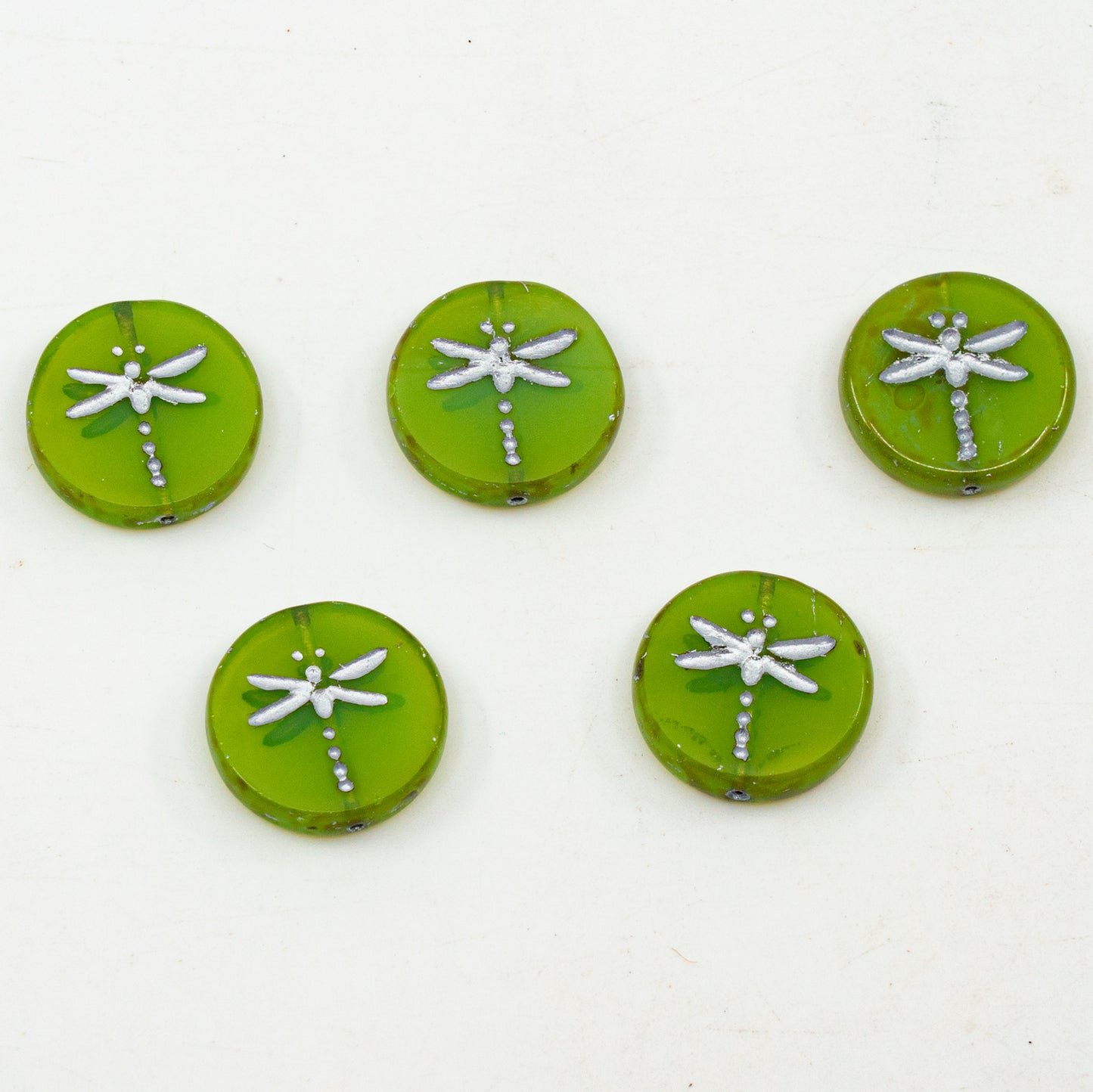 アウトレット 10グラム テーブルカットトンボビーズ、17 x 17 mm、オパールグリーンシルバーライン(OPAL-GREEN-54201)、ガラス、チェコ共和国