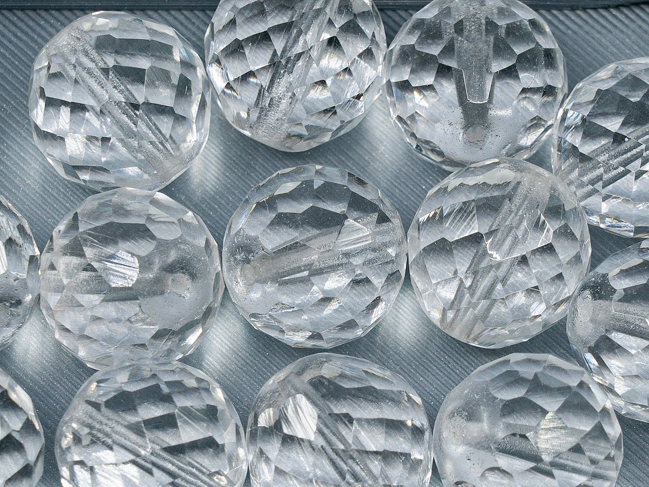 OUTLET Faceted Round Beads, 18 mm, Glass, Czech Republic