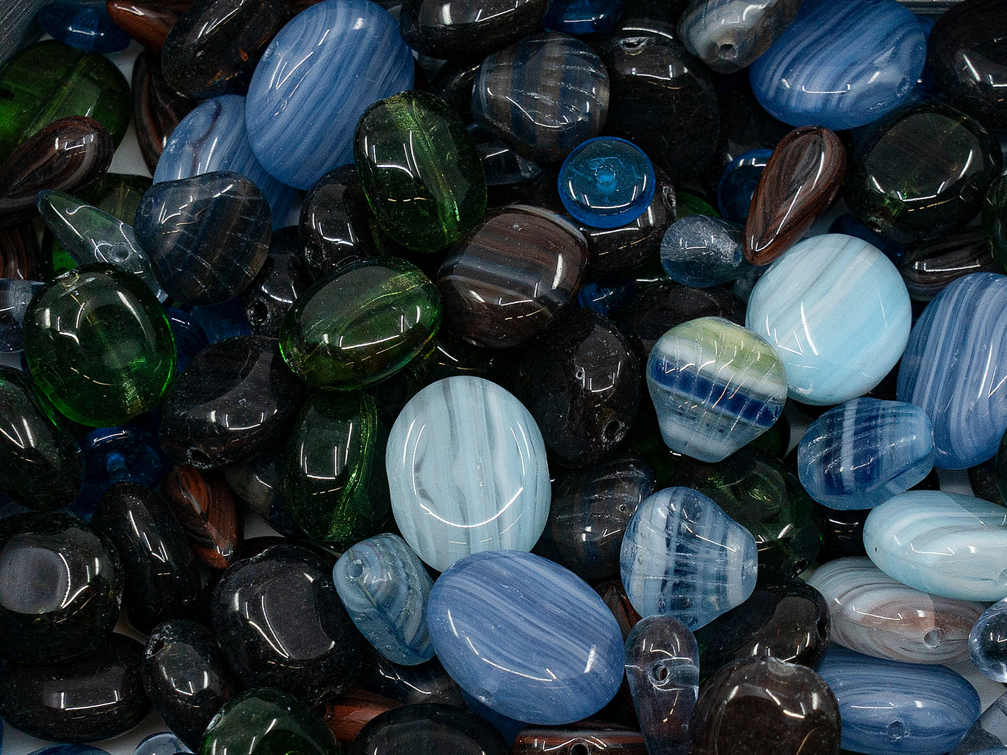 アウトレット チェコボヘミアガラスプレスビーズミックス、mm、ガラス、チェコ共和国