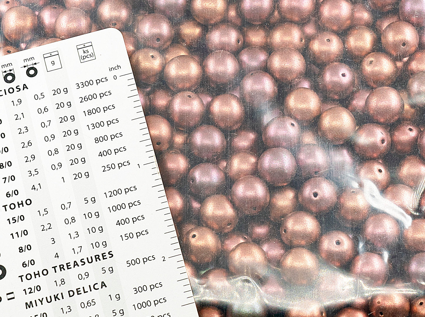 アウトレット 250g ラウンドプレスドドラックビーズ、10 x 10 mm、クリスタルバイオレットレインボーメタリックアイリス(00030-01640)、ガラス、チェコ共和国