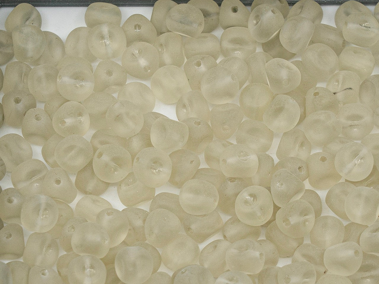 OUTLET Faceted Round Beads, 5 mm, Glass, Czech Republic
