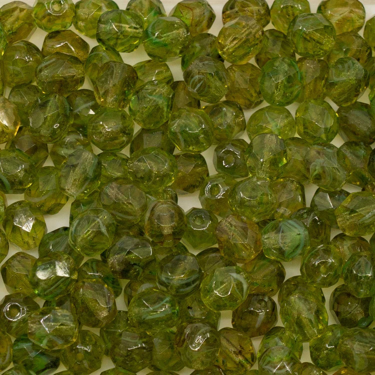 アウトレット ファセットラウンドファイアポリッシュビーズ、6 x 6 mm、グリーンミックスカラー(グリーンミックス)、ガラス、チェコ共和国