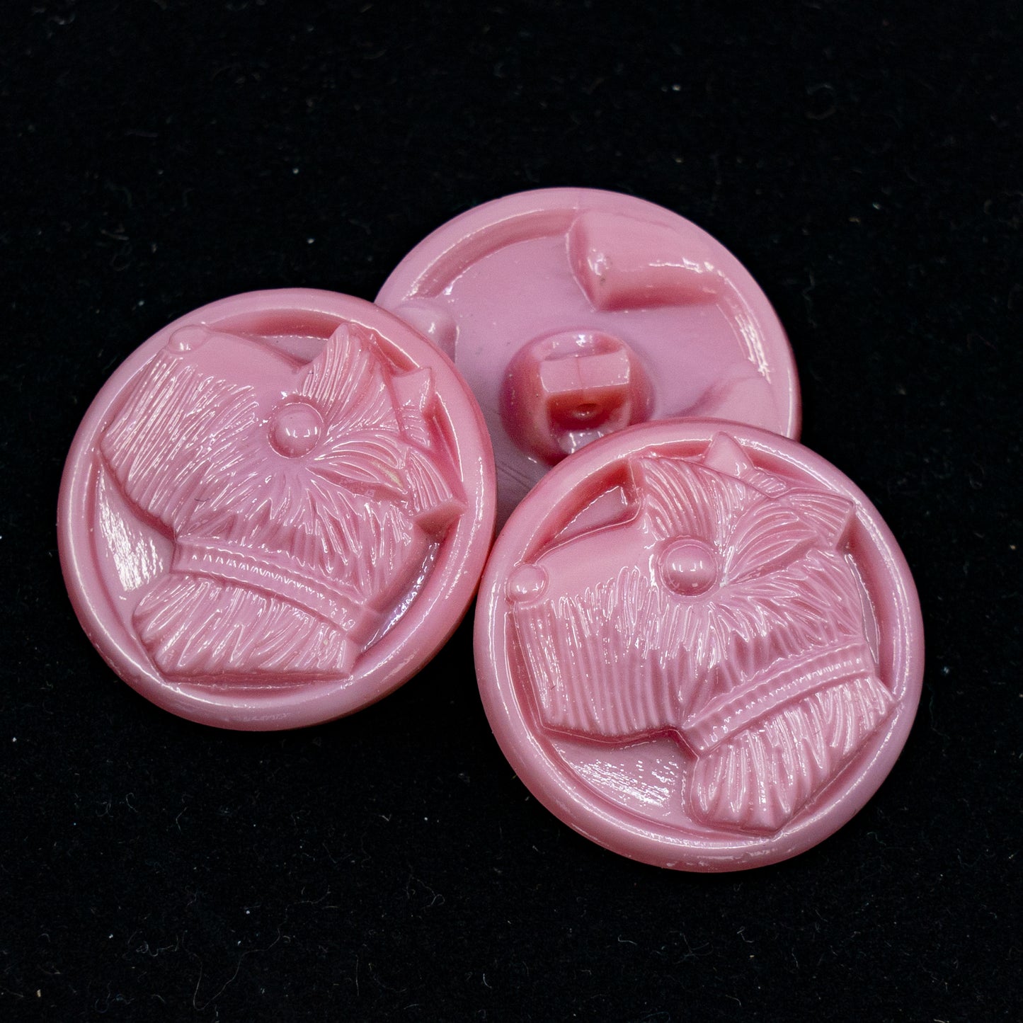 OUTLET 1 pcs Czech Glass Handmade Button, s10 x 22 mm, Pink Dog (pink-dog), Glass, Czech Republic