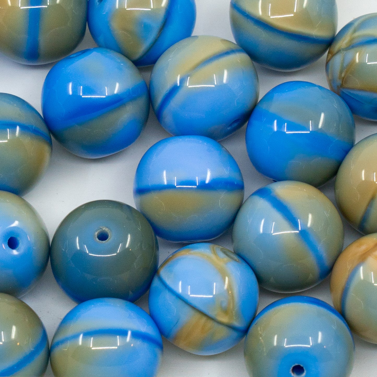 OUTLET 10 grams Round Druck Beads, 14 x 14 mm, Mixed Blue Beige (mixed-blue-beige), Glass, Czech Republic