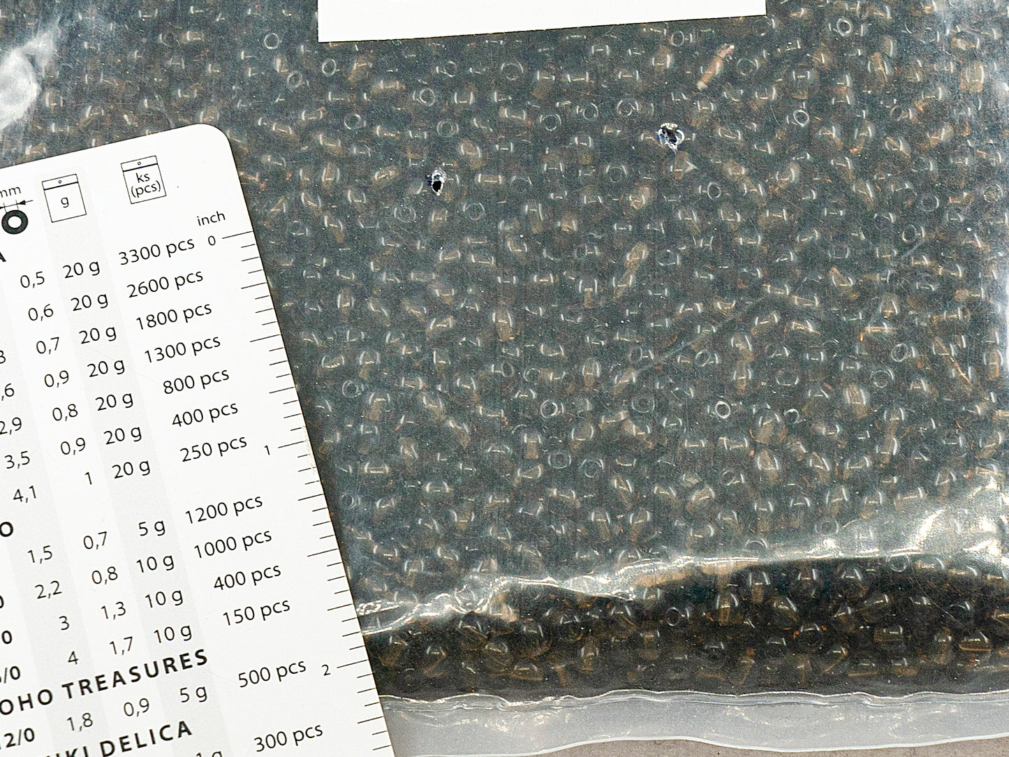 アウトレット 250g ラウンドプレスドドラックビーズ、4 x 4 mm、10240 (10240)、ガラス、チェコ共和国