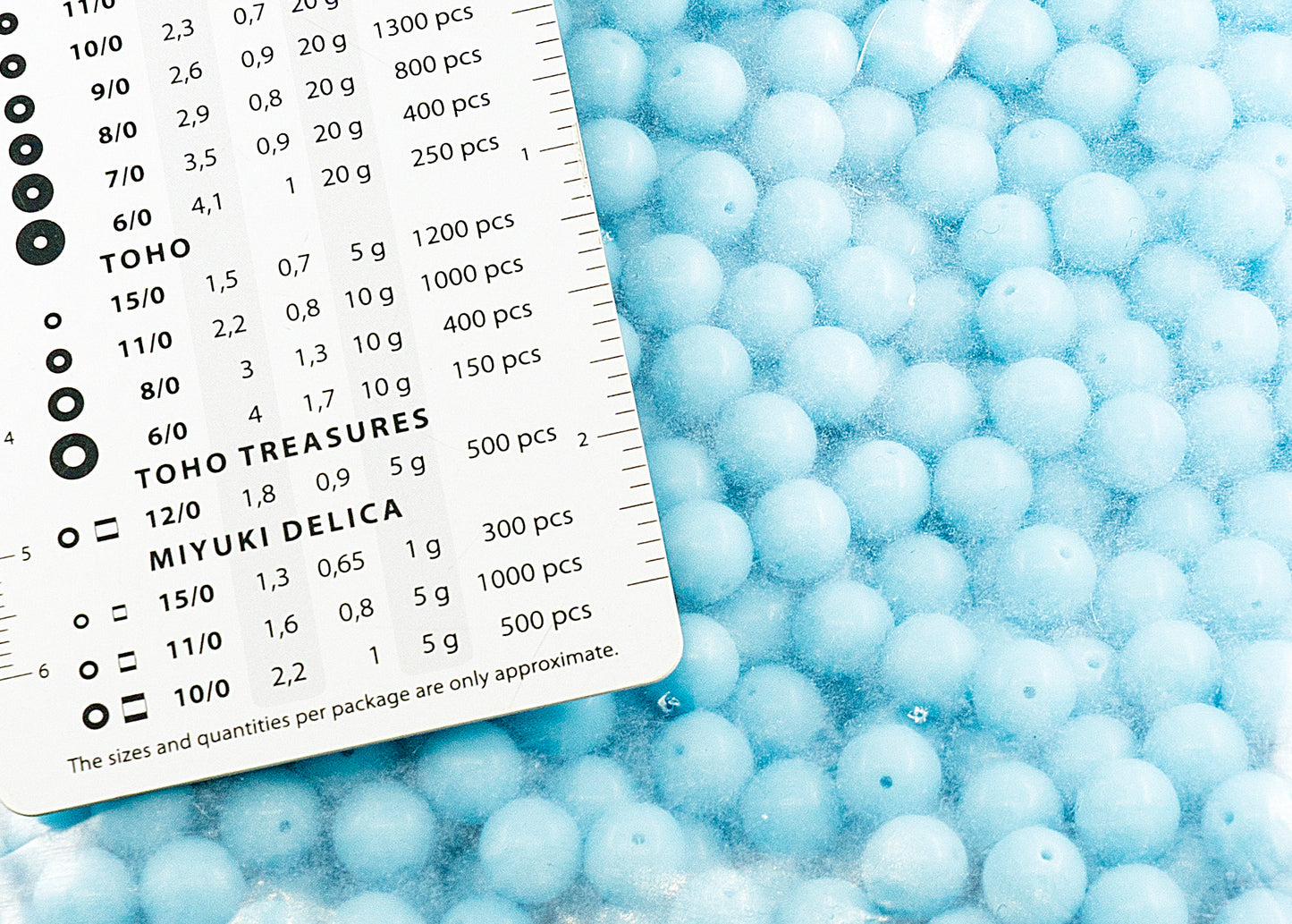 アウトレット 250g ラウンドプレスドドラックビーズ、8 x 8 mm、ブルー(63010)、ガラス、チェコ共和国