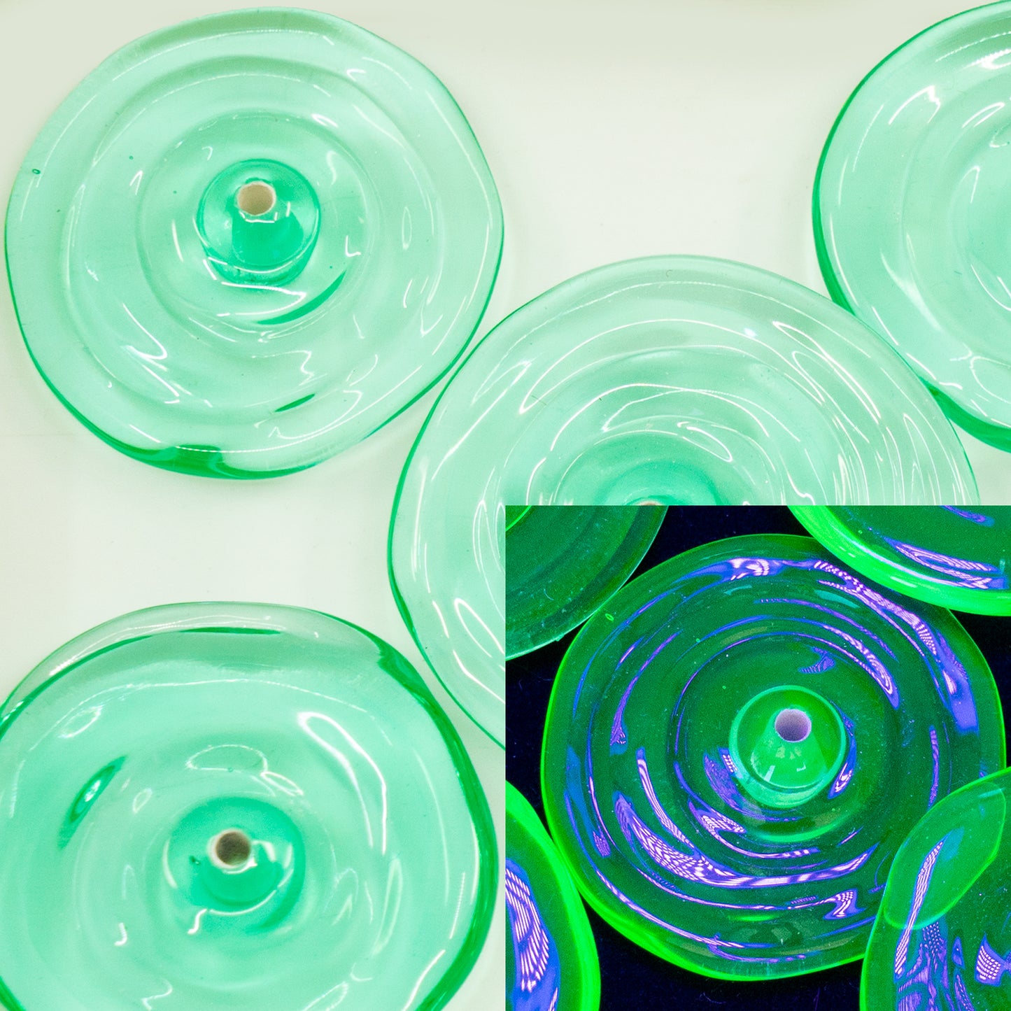 OUTLET 1 pcs Lampwork Handmade Flat Disk Beads, 20 x 25 mm, Transparent Green Uranium (50800), Glass, Czech Republic