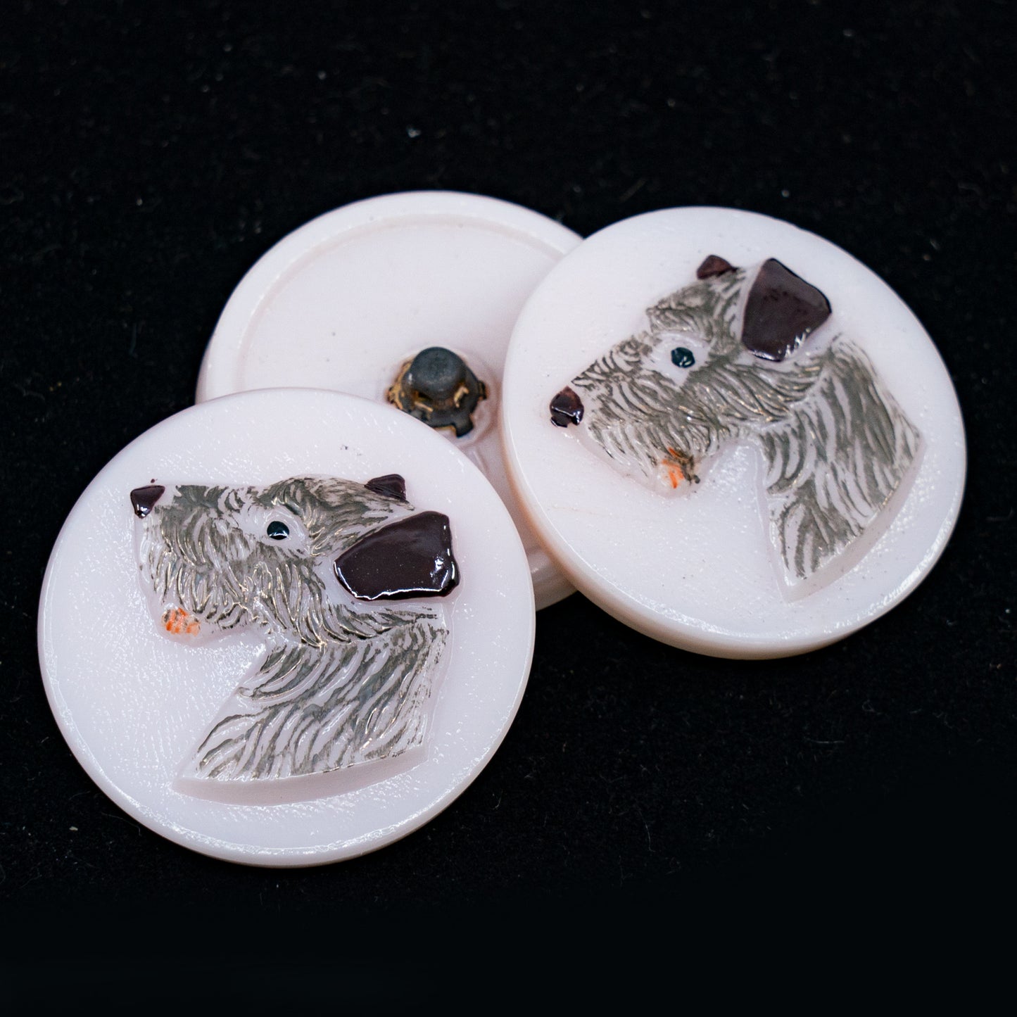 OUTLET 1 pcs Czech Glass Handmade Button, s12 x 27 mm, Dog Platina (dog-platina), Glass, Czech Republic