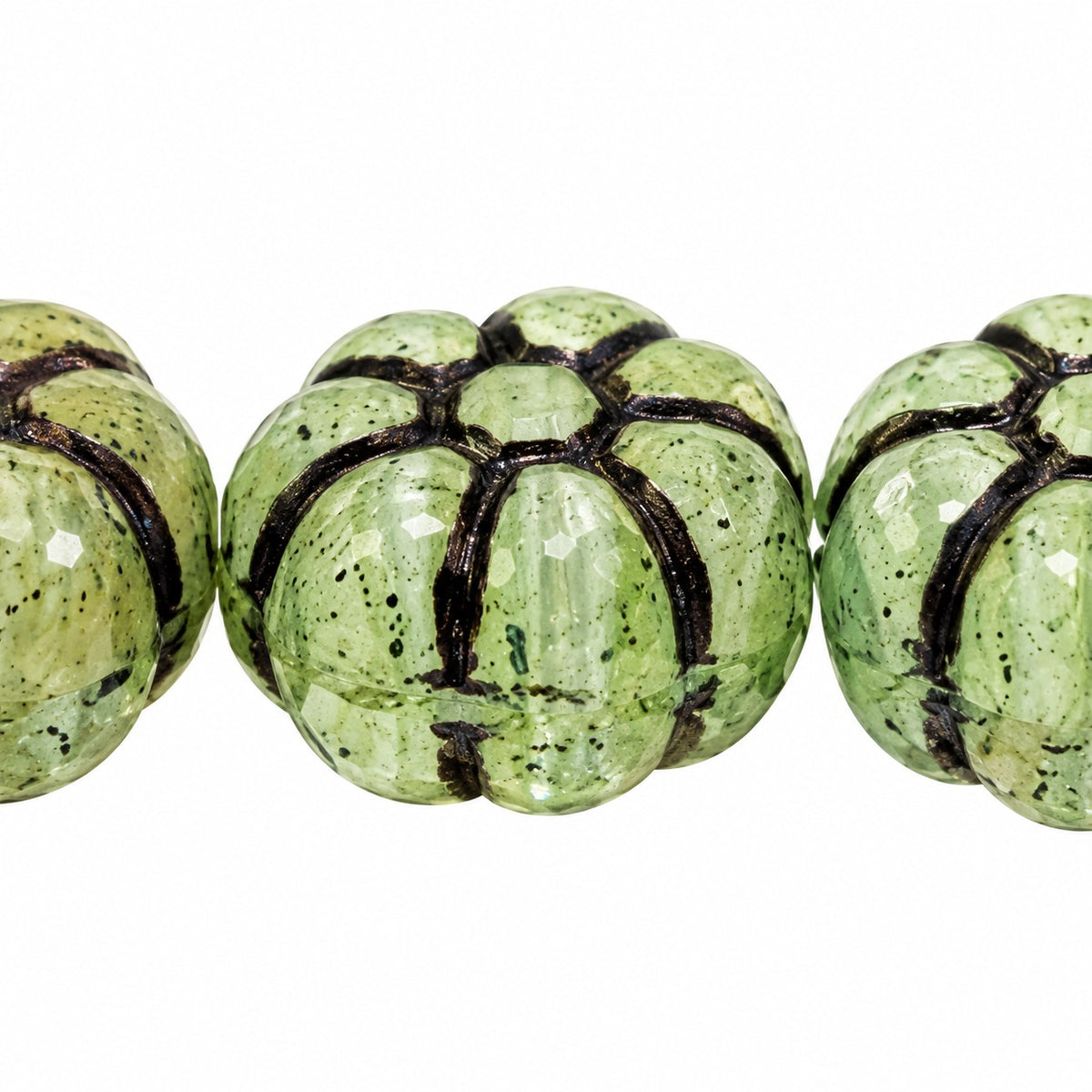 Flat Flower Beads, X1840 Black Lined (x1840-46769), Glass, Czech Republic