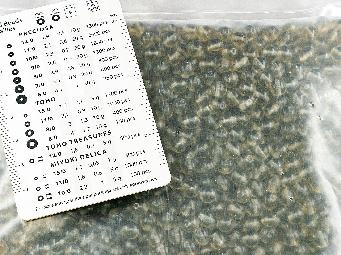 OUTLET 250g Round Pressed Druck Beads , 6 x 6 mm, Gray (40010), Glass, Czech Republic