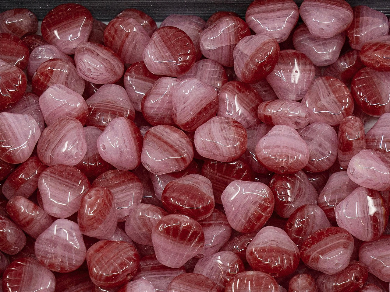 OUTLET Small Flat Shell Beads, 8x7 mm, Glass, Czech Republic
