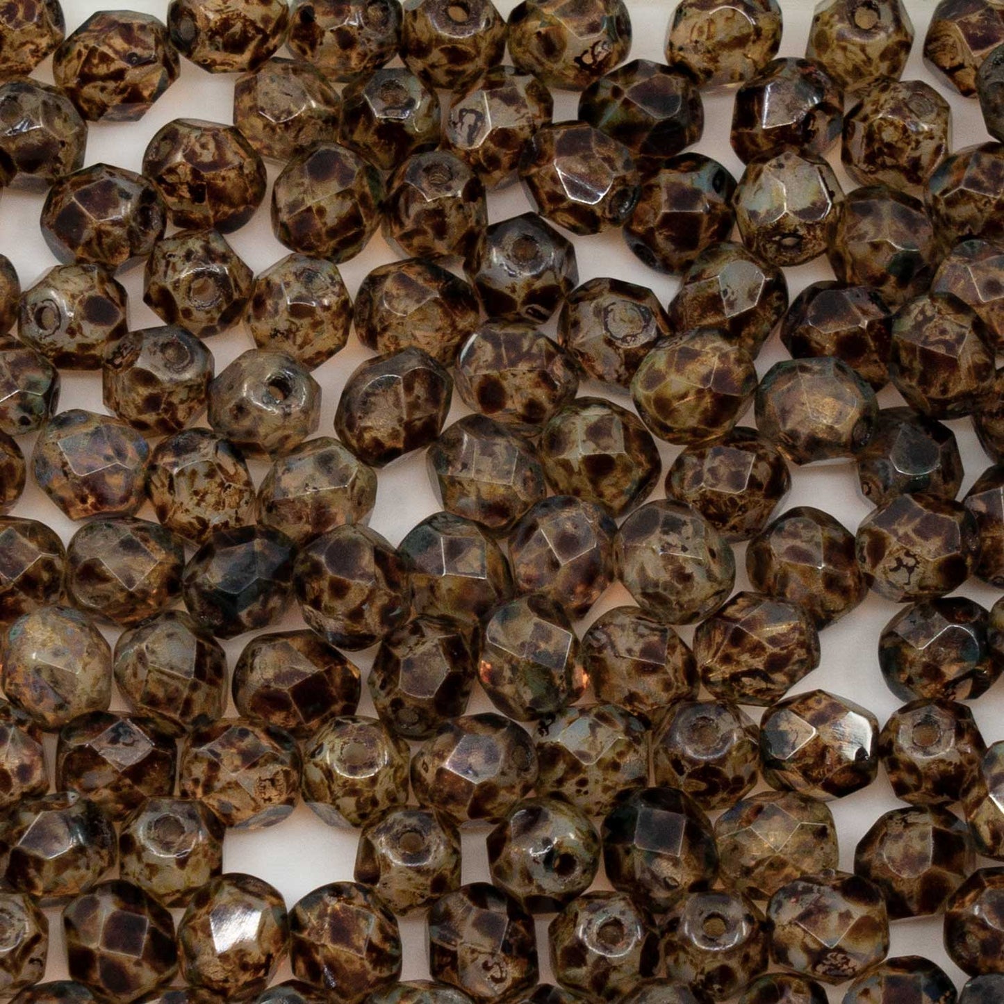 アウトレット 250g ファセット加工 ファイアポリッシュ ラウンドビーズ 6 x 6 mm オパールホワイトトラバーチン (30051-86800) ガラス チェコ共和国