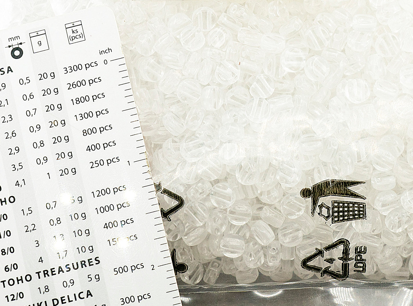 アウトレット 250g ラウンドフラットプレスコイン2穴ビーズ 2d、6 x 6 mm、クリスタル (30)、ガラス、チェコ共和国