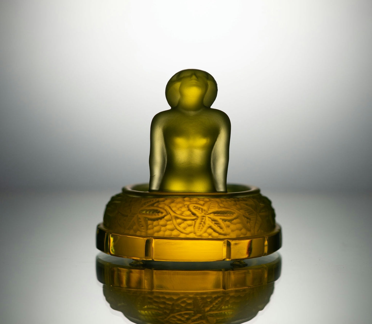 Woman in a Pool – Uranium Art Glass, Czech Republic, OUTLET