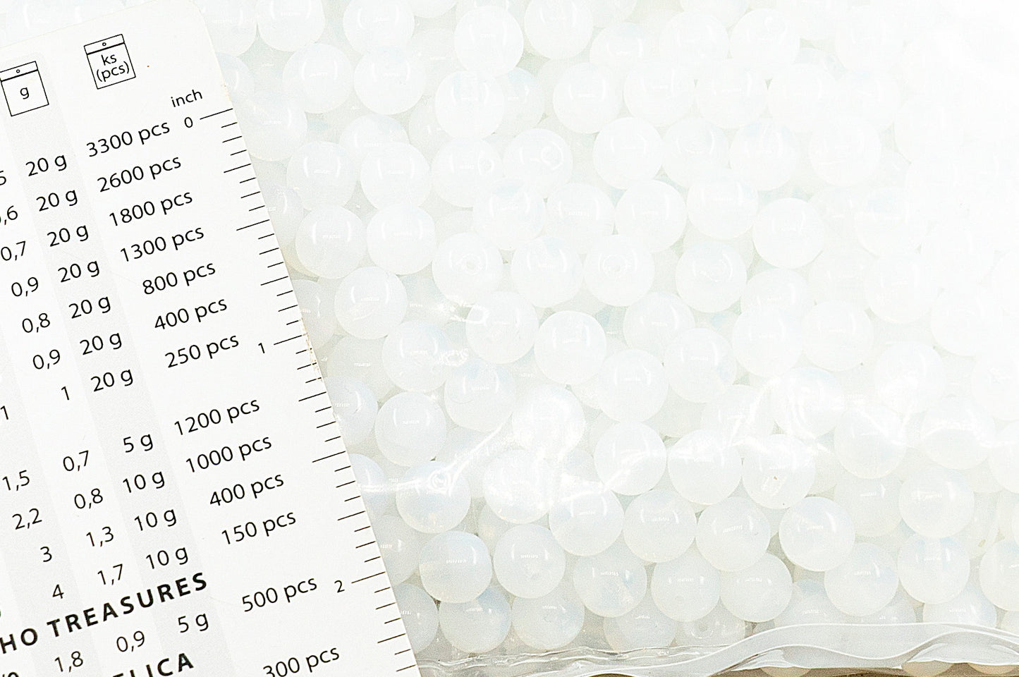 アウトレット 250g ラウンドプレスドドラックビーズ、7 x 7 mm、オパールホワイト(01000-)、ガラス、チェコ共和国