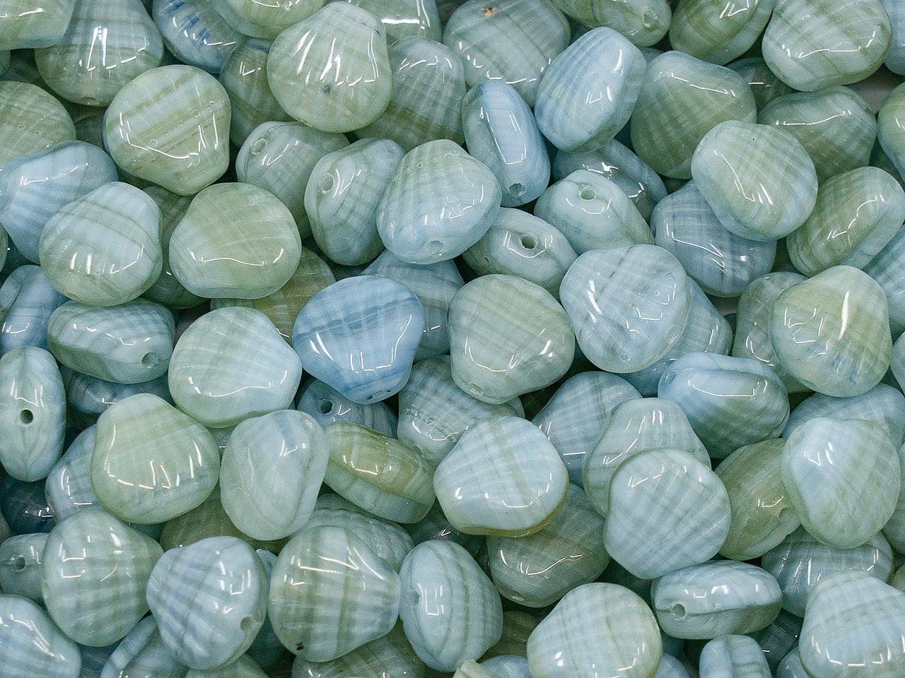 OUTLET Small Flat Shell Beads, 8x7 mm, Glass, Czech Republic
