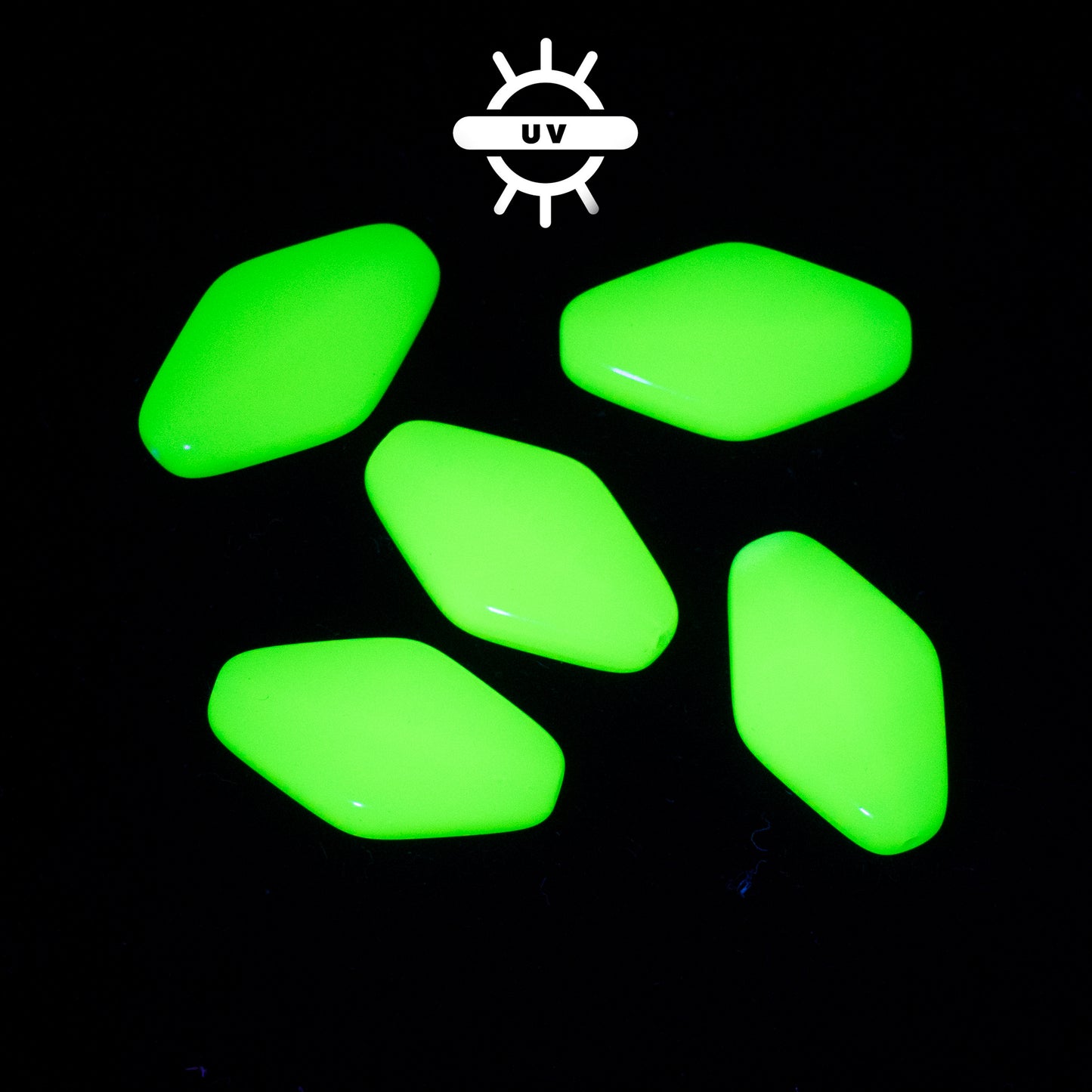 OUTLET 10 grams Flat Rhombus Beads, 22 x 12 mm, Opal Green (52000), Glass, Czech Republic