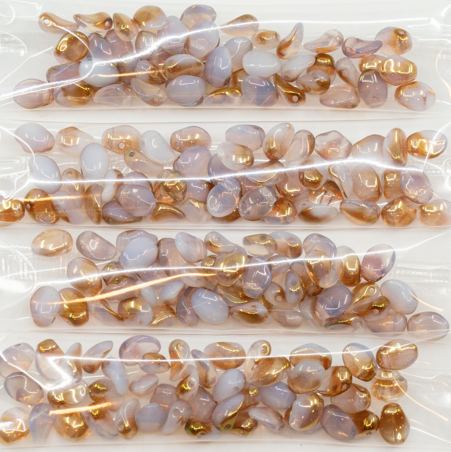 10克郁金香花瓣珠,6 x 8毫米,蛋白石白光泽红色半涂层(01000-14295),玻璃,捷克共和国