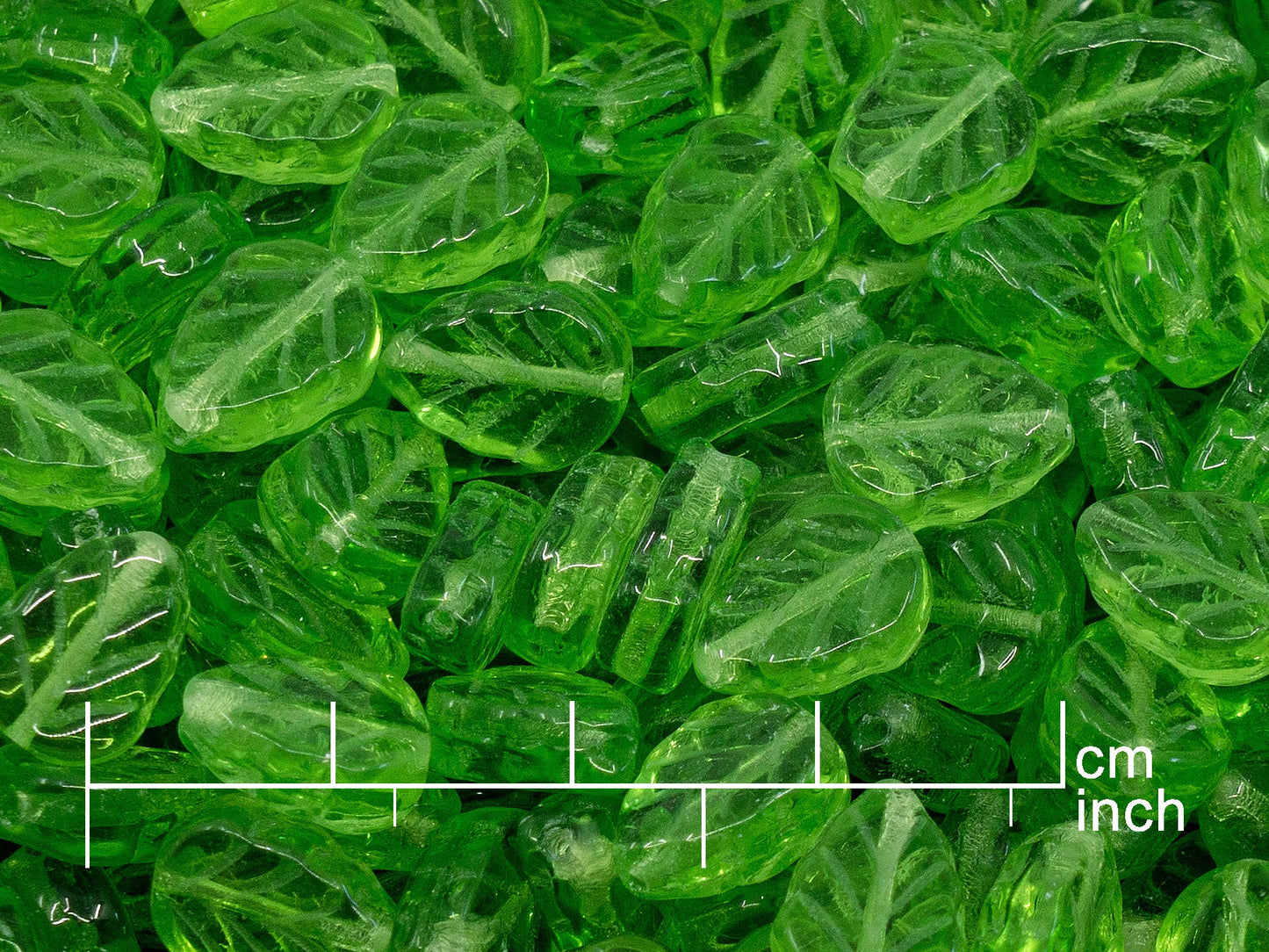 OUTLET 10 grams Mint Leaf Beads, 10 x 8 mm, Transparent Green (50020), Glass, Czech Republic