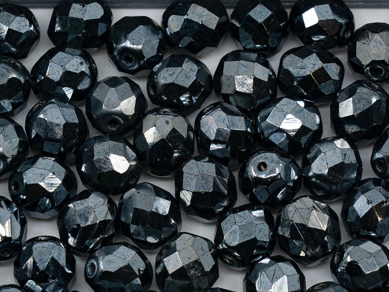 OUTLET Faceted Round Beads, 8 mm, Glass, Czech Republic