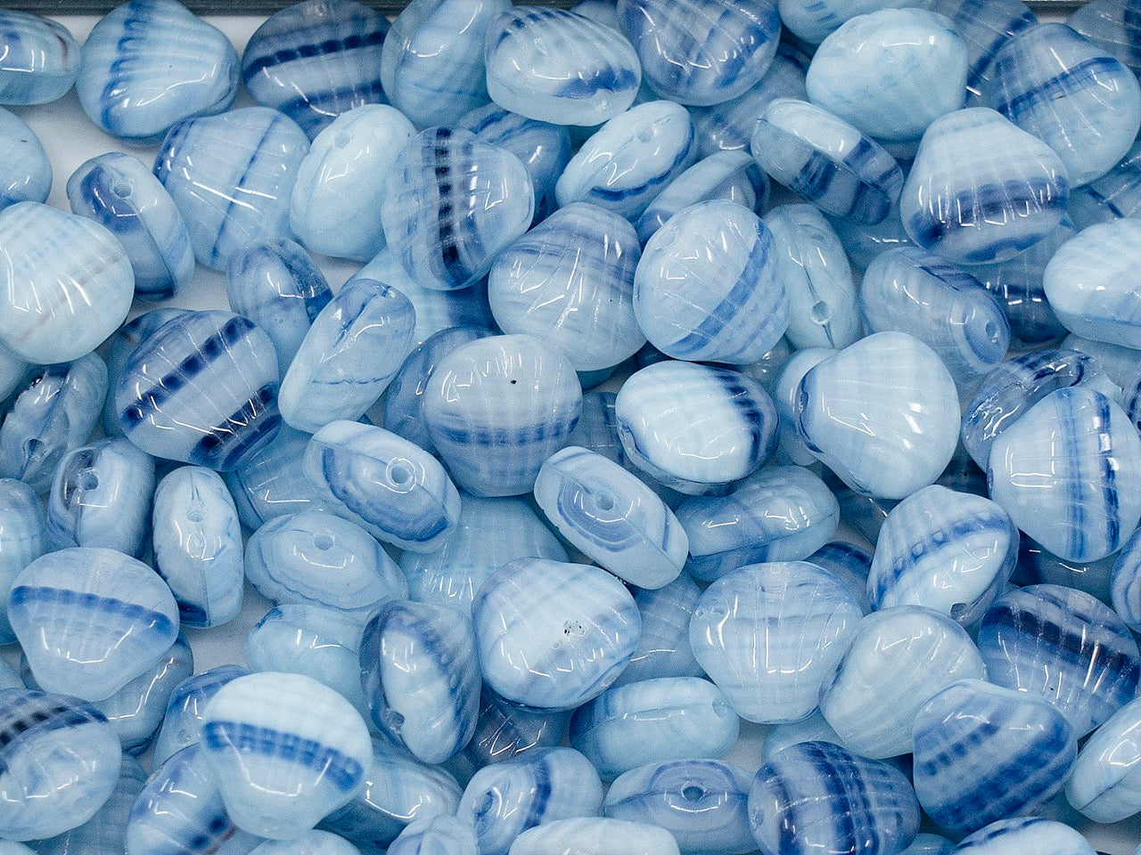 OUTLET Small Flat Shell Beads, 8x7 mm, Glass, Czech Republic